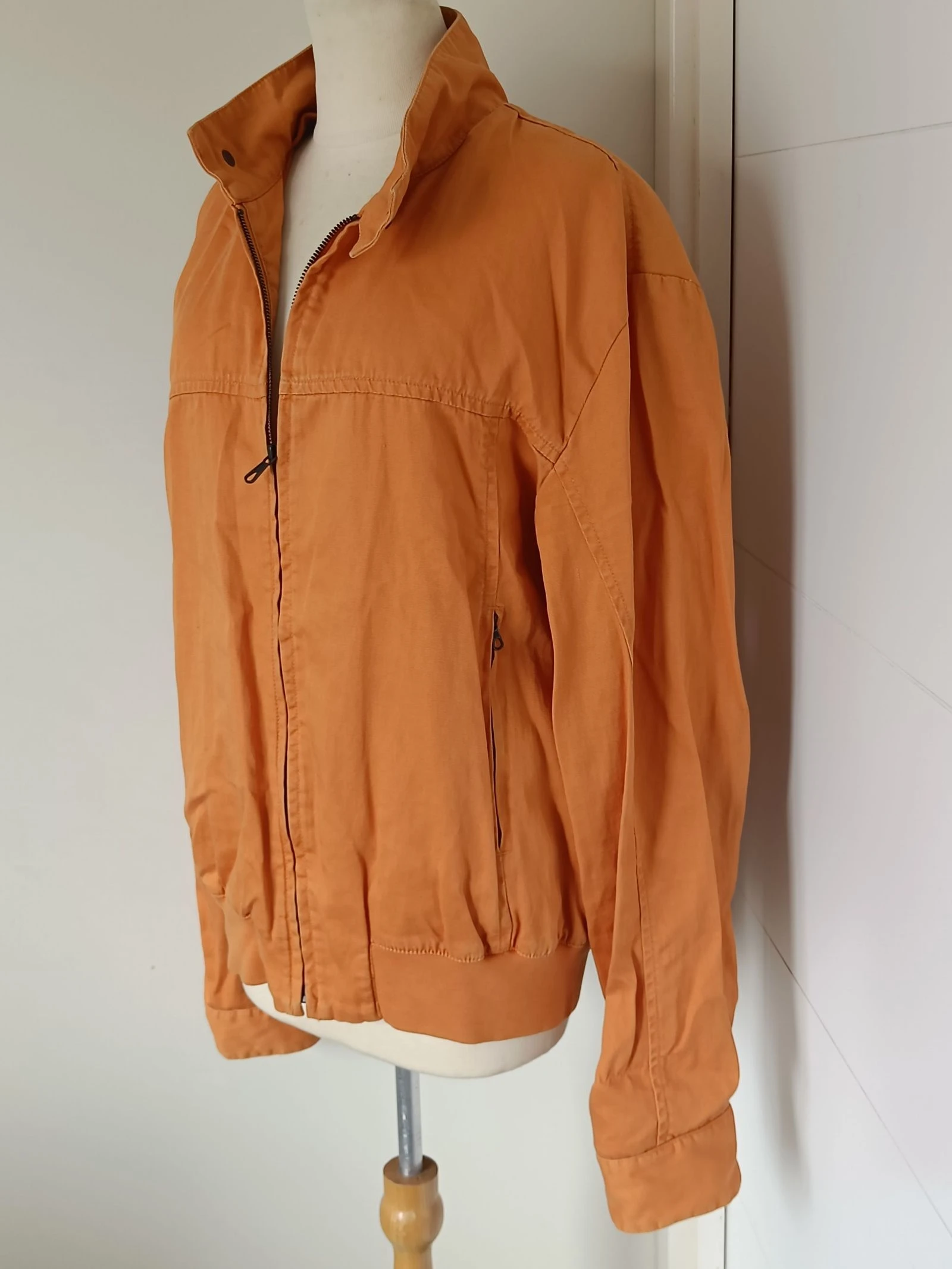 Chaqueta vaquera naranja de Marlboro Classics, talla 50 – photo 3